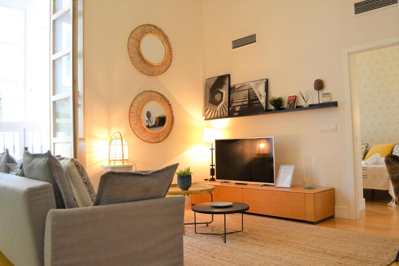 Coqueto Apartamento Junto A La Catedral De Malaga. Apartment Exterior photo